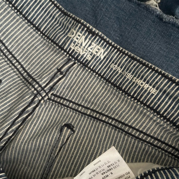 Levi’s Striped Short - W29 - Picture 5 of 6